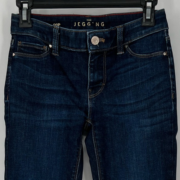 WHITE HOUSE BLACK MARKET THE JEGGING JEANS AWESOME FIT, TRADITIONAL 5 POCKET - Picture 5 of 9
